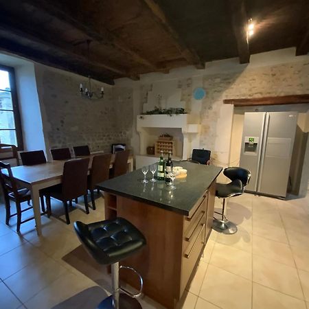 French Farmhouse Retreat With Pool & Superb Views. Blanzac  المظهر الخارجي الصورة